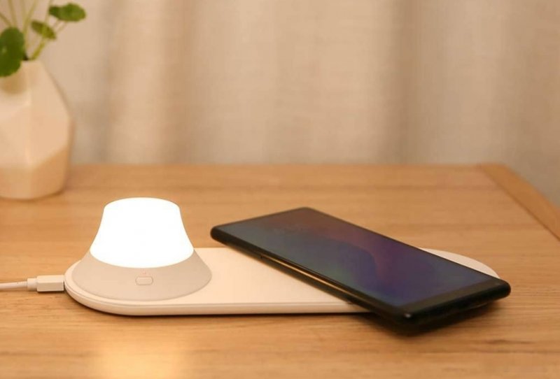Беспроводное ЗУ Xiaomi YLYD08YI для смартфона, встроенный ночник (белый)