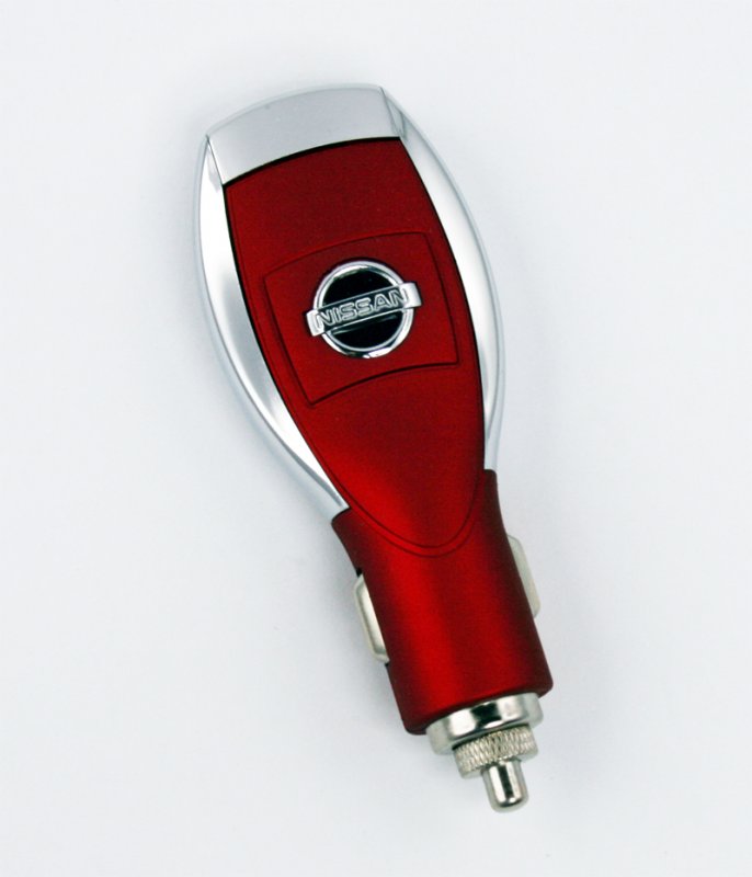 АЗУ универсальное Nissan (Красный, 6 разъемов + USB) (коробка)