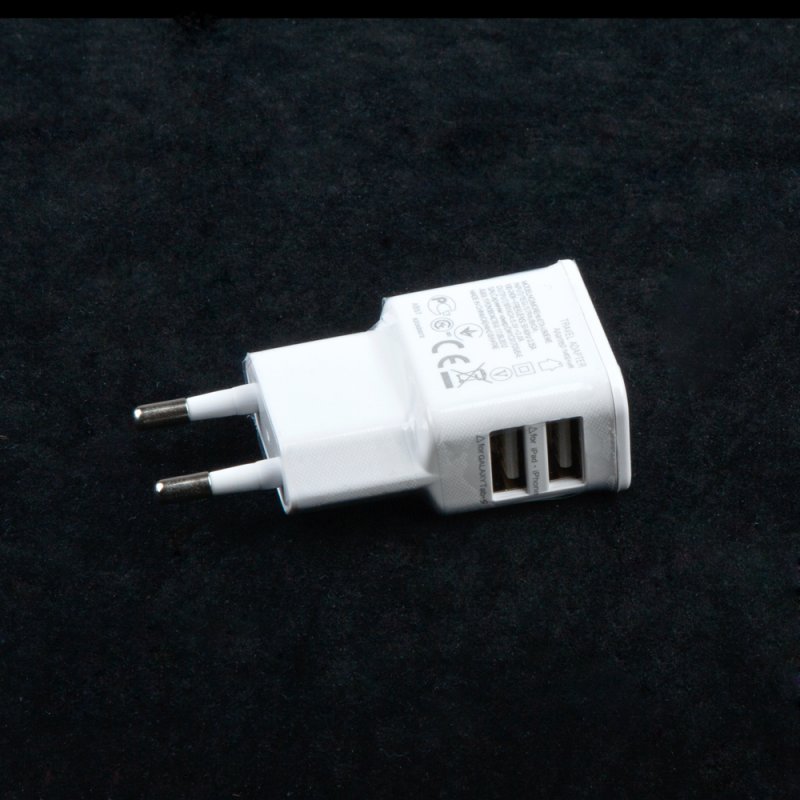 СЗУ 2 USB выхода 2А (белый/европакет) форма Samsung